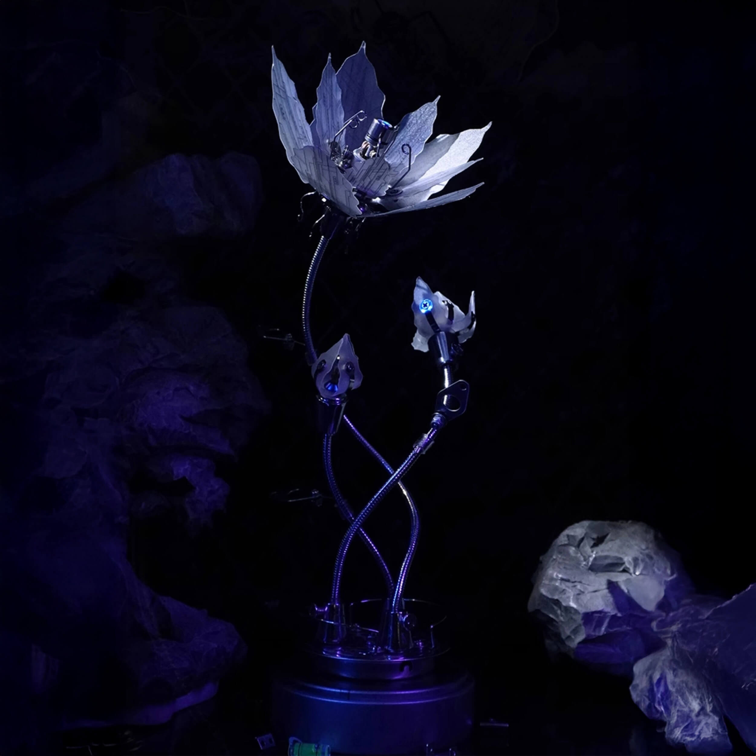 Silver Bloom Flower - Metal Construction Set