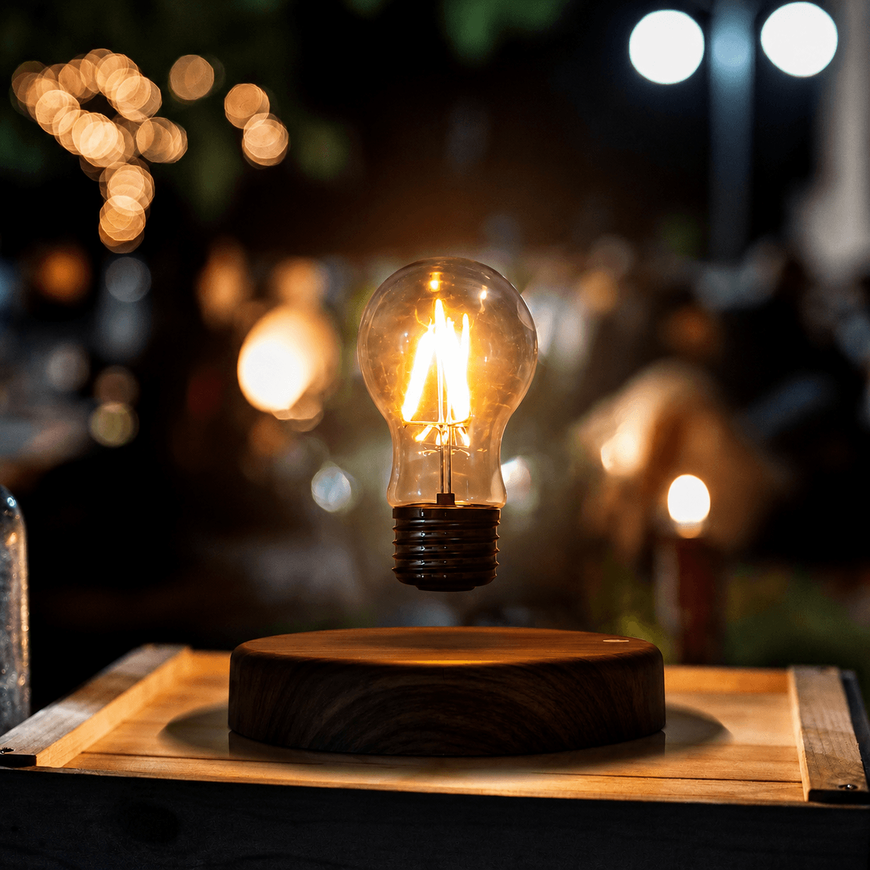 The Levitating Edison Lamp