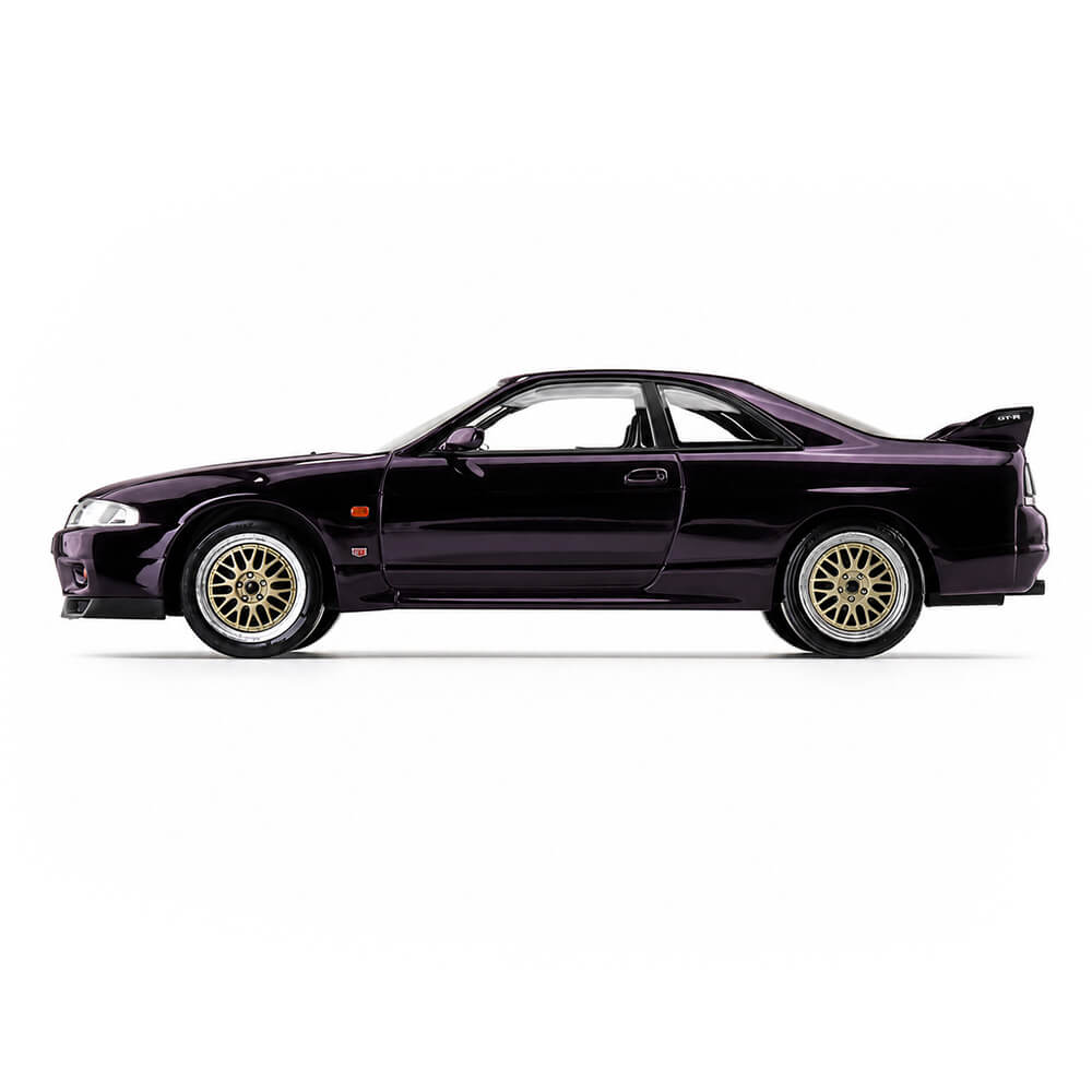 Tuned Nissan Skyline GT-R R33 1:32 Scale - Construction Set
