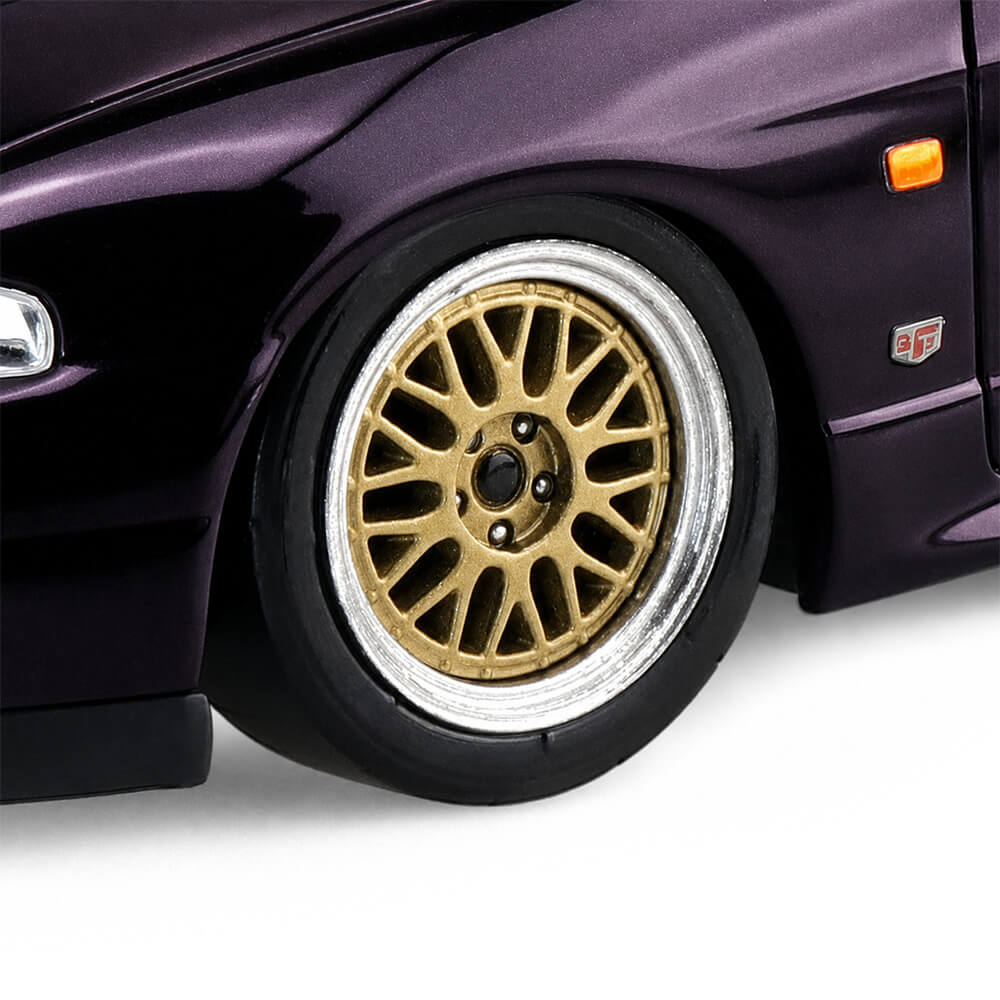 Tuned Nissan Skyline GT-R R33 1:32 Scale - Construction Set