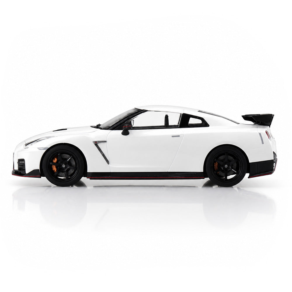 Nissan GT-R R35 nismo 1:24 Scale - Construction Set