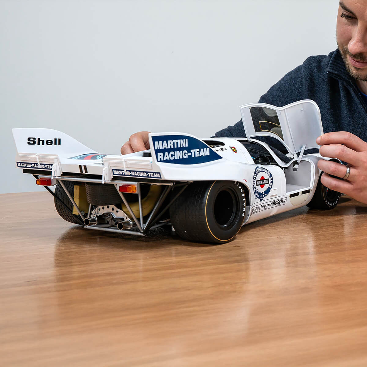 The Officially Licensed Porsche 917KH 1:8 Scale - Metal Construction Set