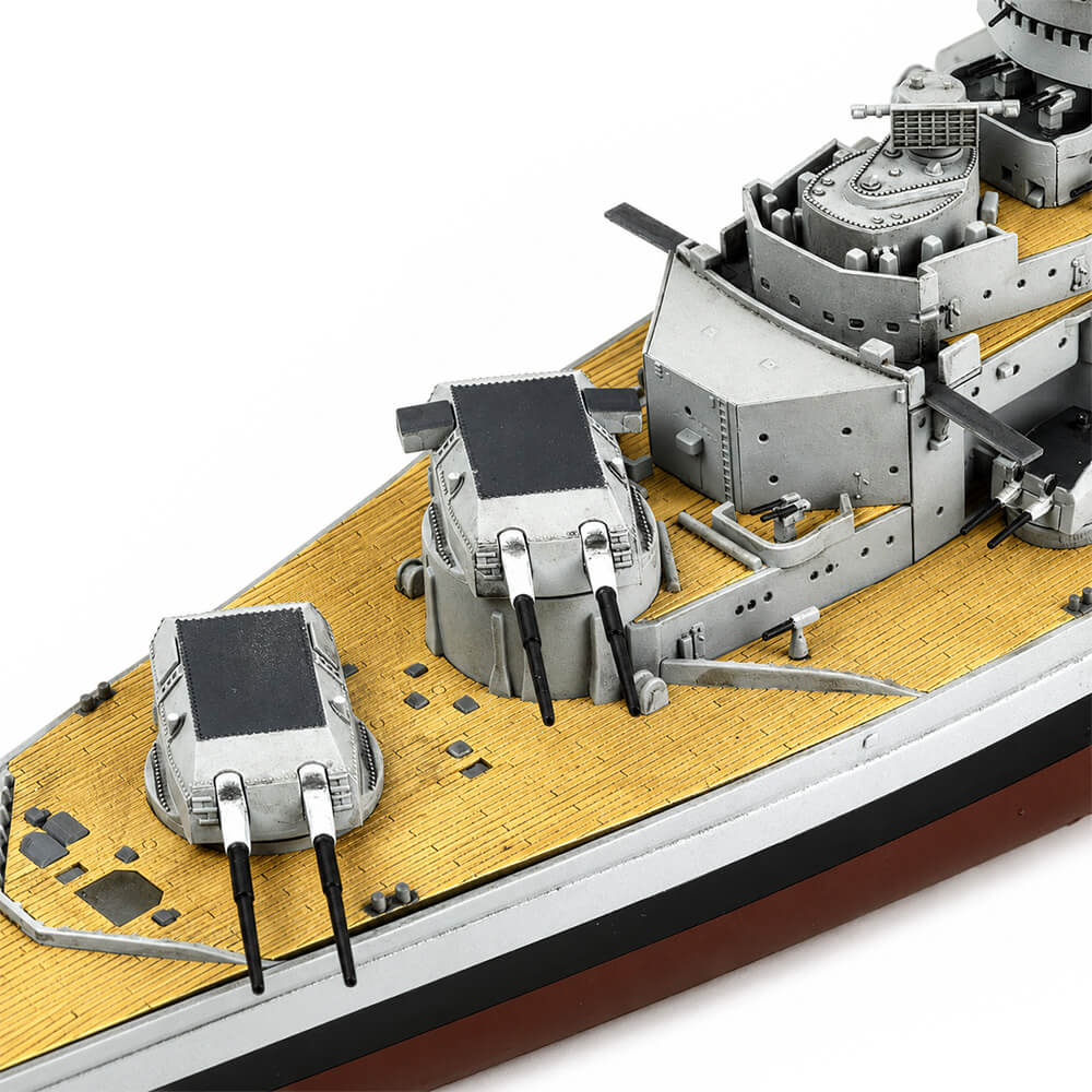 The Bismarck Battleship 1:700 Scale - Construction Set