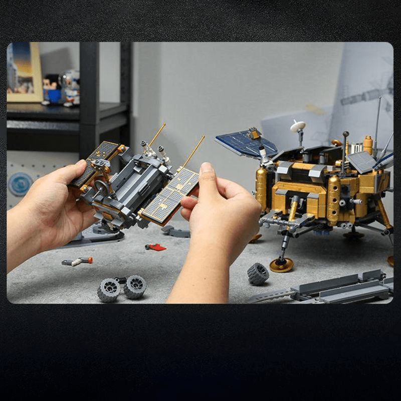 Lunar Rover 1577pcs