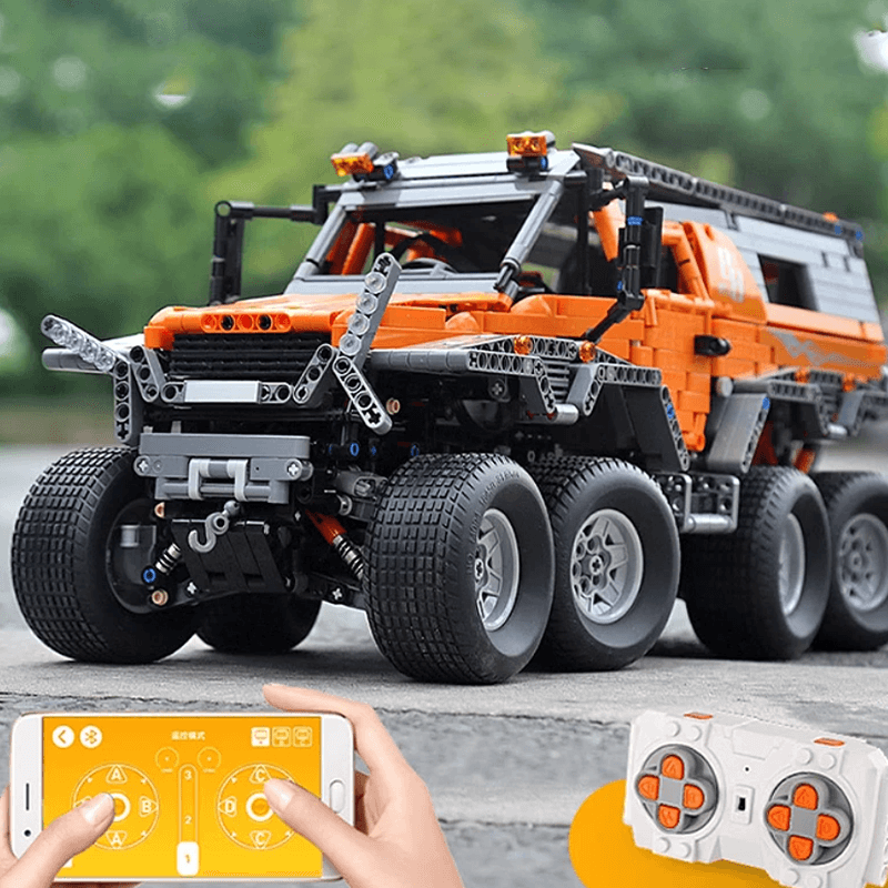 Remote Controlled 8 Wheel Drive Truck 2959pcs