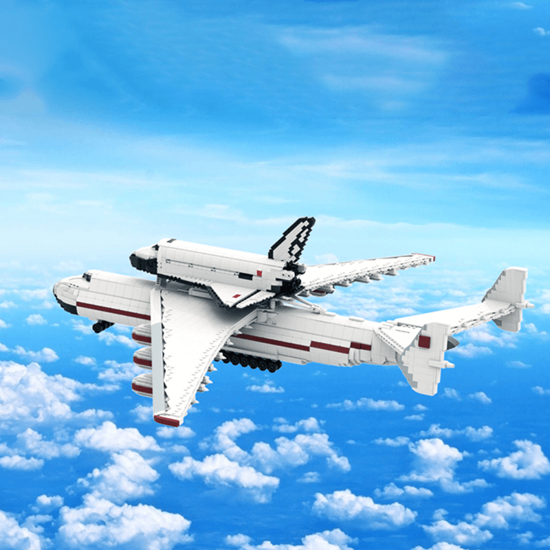 1:110 Buran with Antonov AN-225 Carrierplane 4176pcs