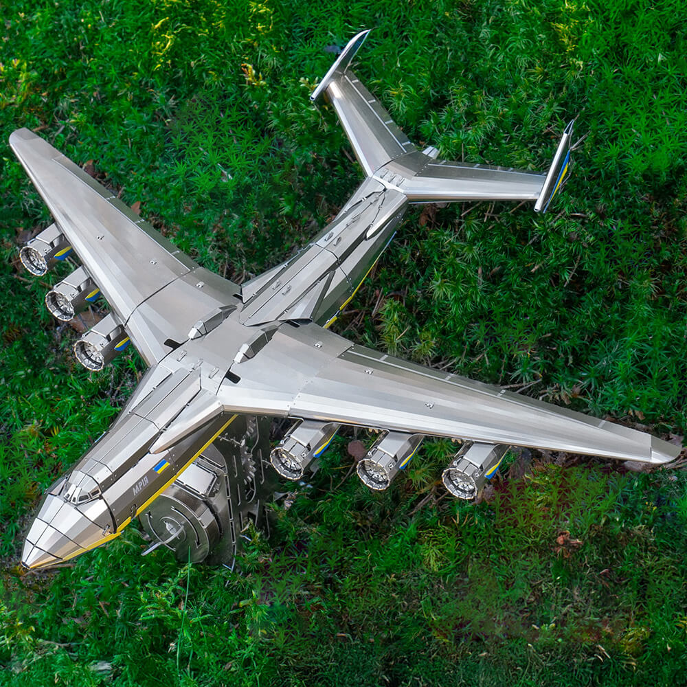 Antonov An-225 - Metal Construction Set