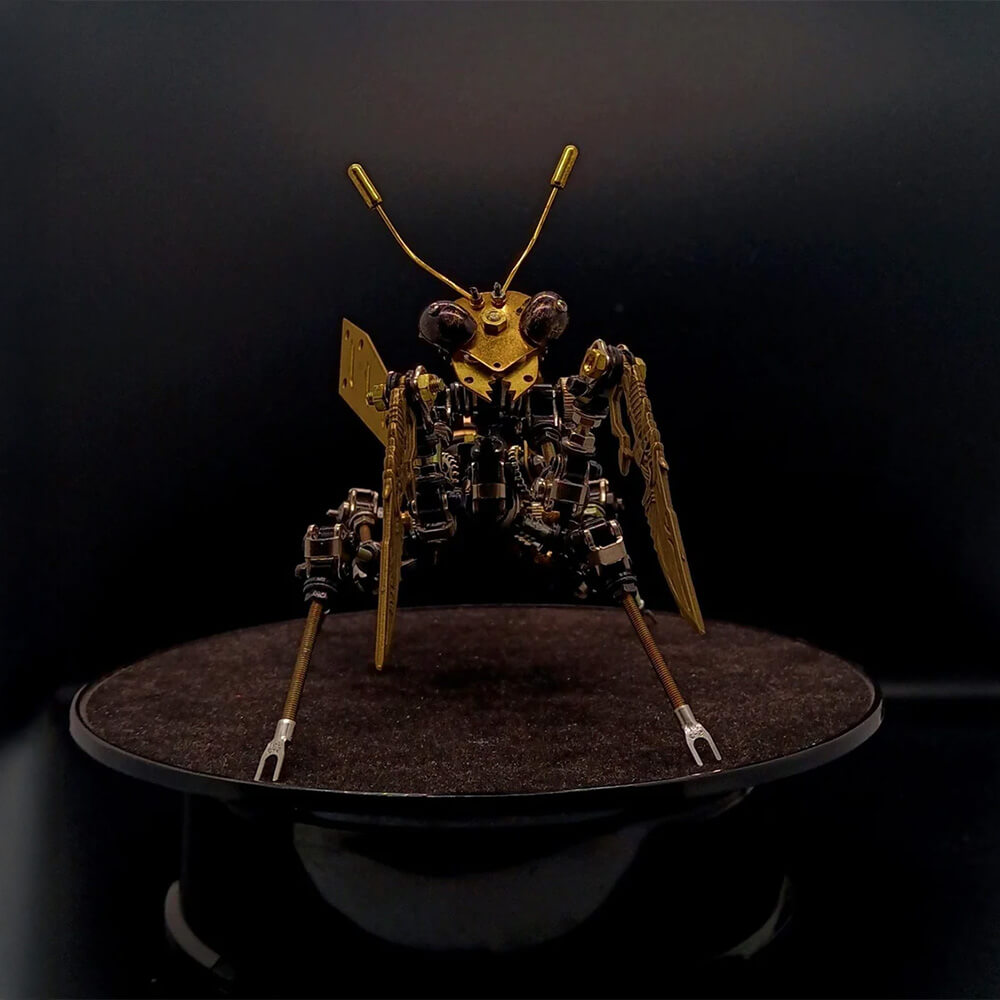 The Clockwork Mantis - Metal Construction Set