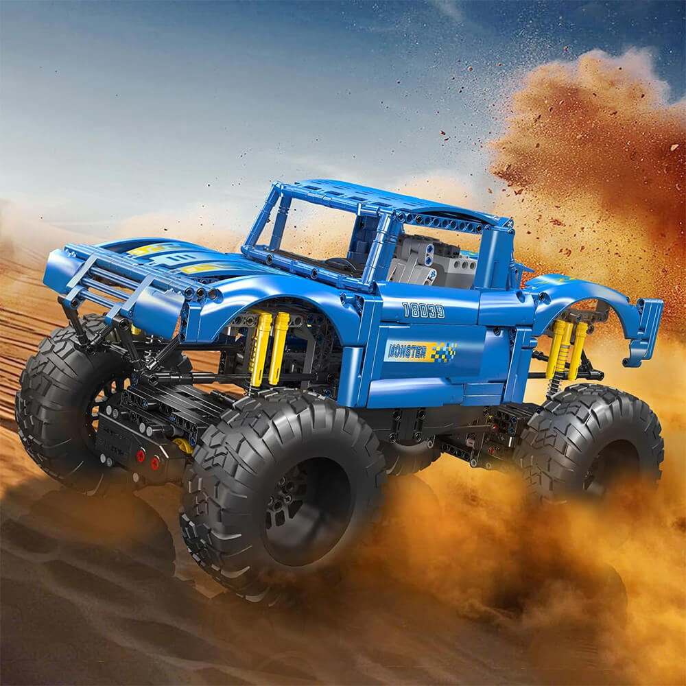 Remote Controlled Monster Truck 1453pcs