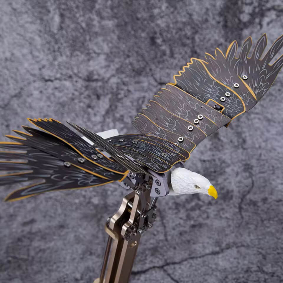 Soaring Mechanical Eagle - Metal Construction Set