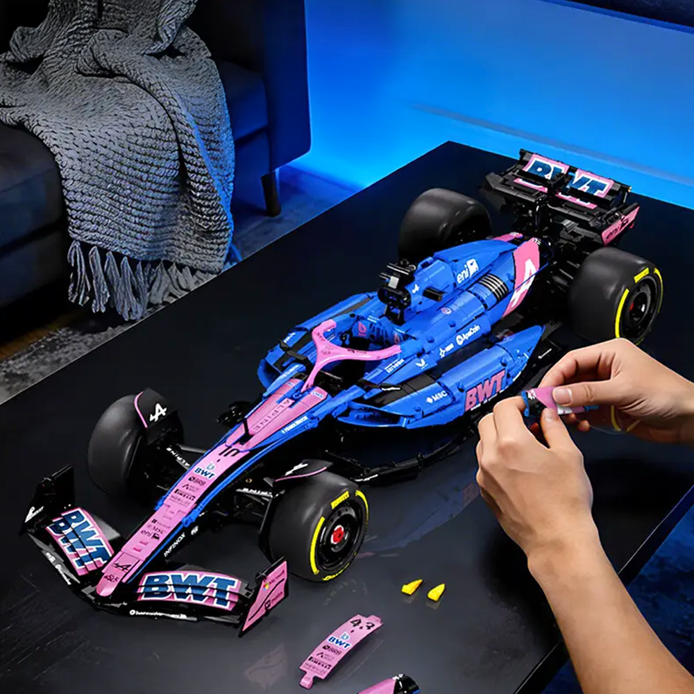 The BWT Alpine Formula One Team Car 2172pcs