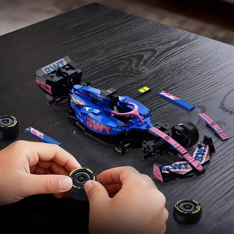 BWT Alpine Formula One Team Car 299pcs