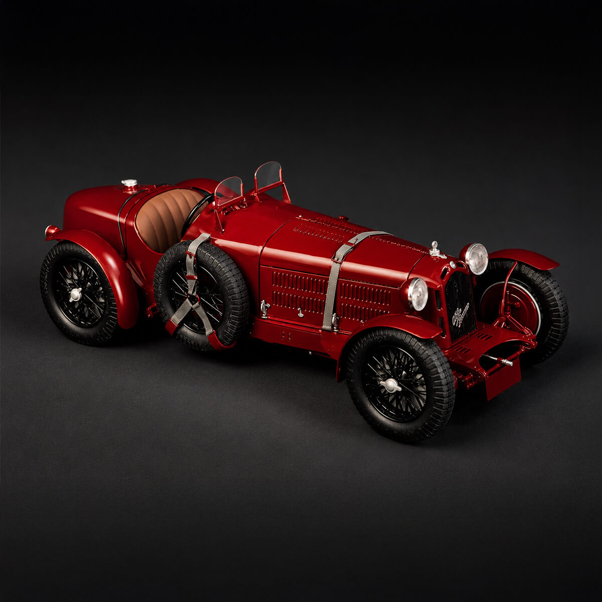 Alfa Romeo 8C2300 Roadster 1:12 Scale - Construction Set