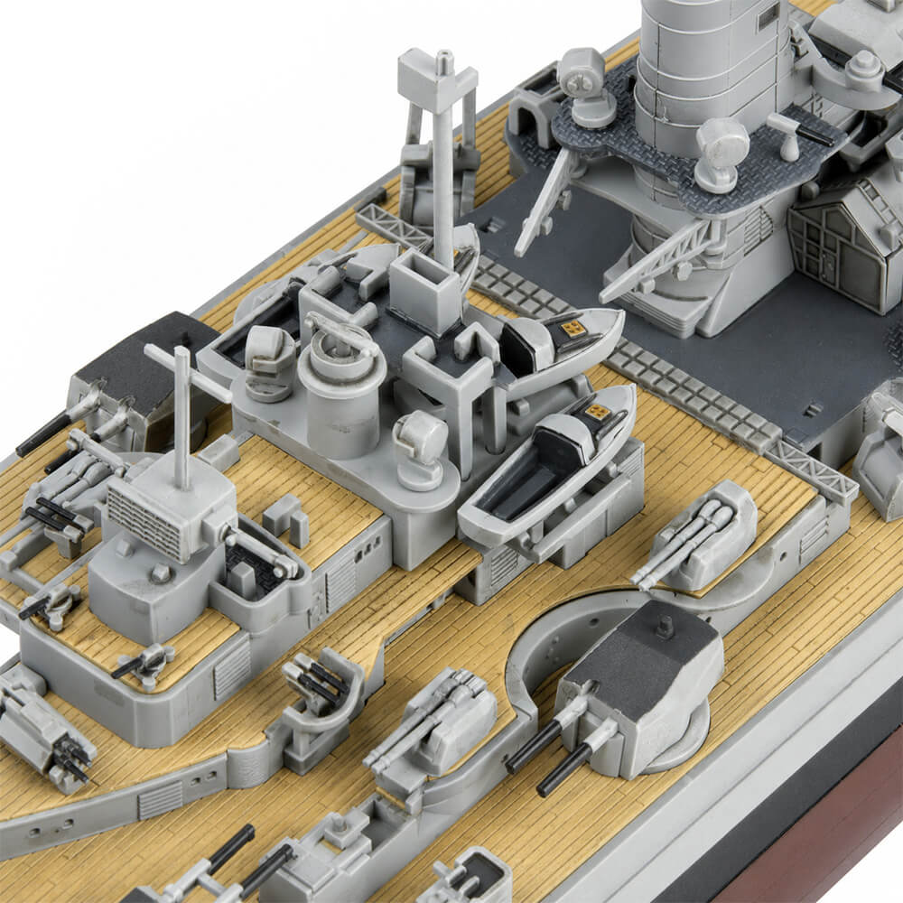 The Bismarck Battleship 1:700 Scale - Construction Set