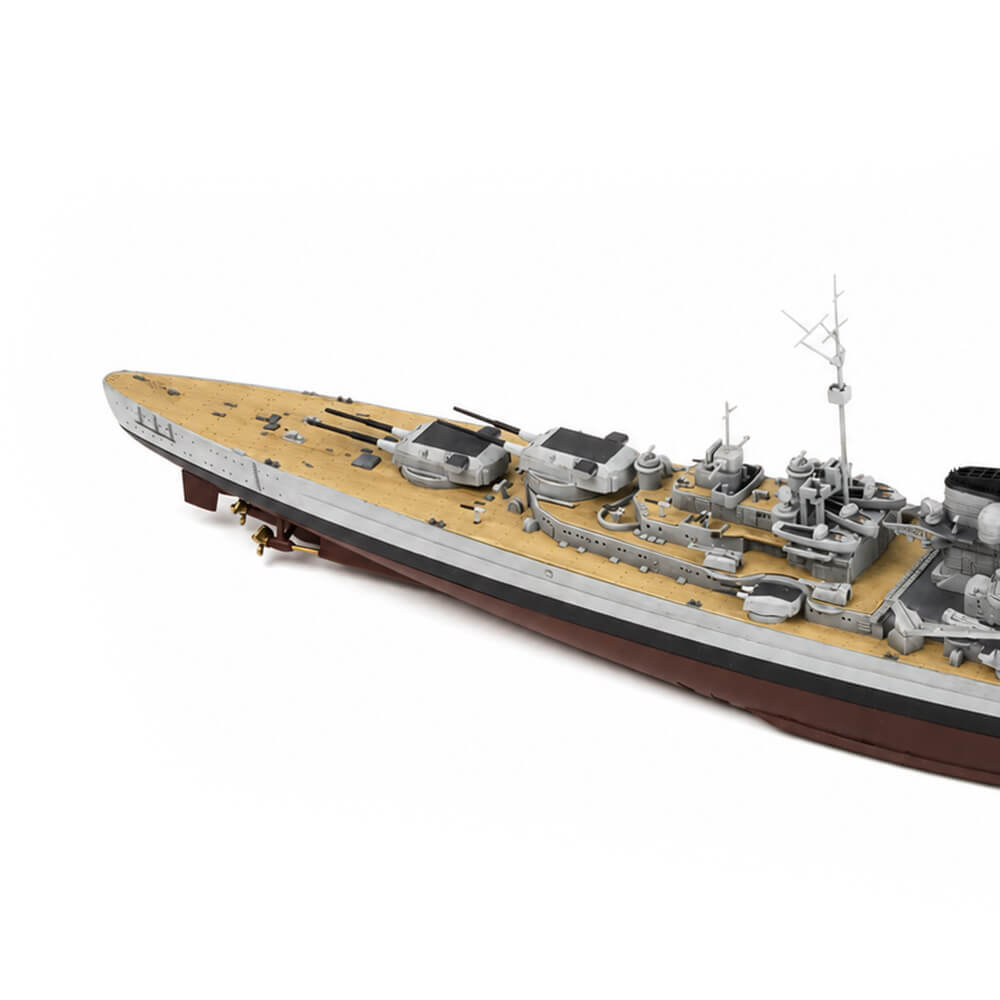 The Bismarck Battleship 1:700 Scale - Construction Set