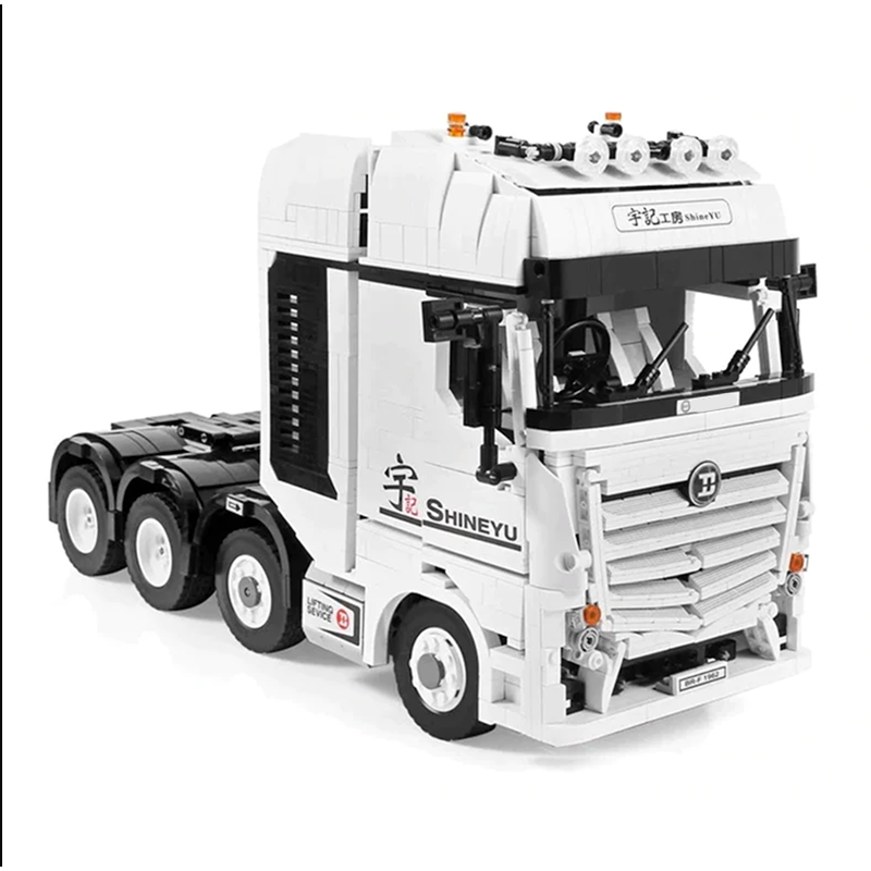 Remote Controlled Cargo Truck 2949pcs