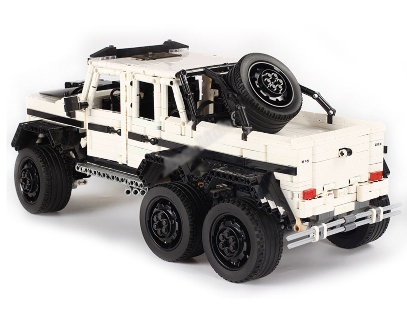 Arctic Edition Remote Controlled 6x6 3309pcs