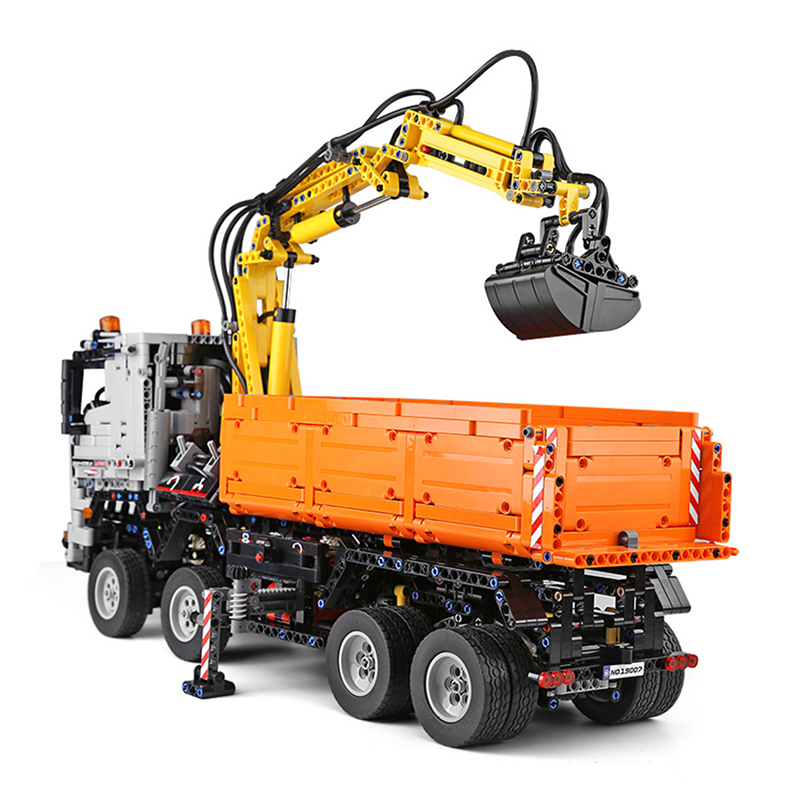 Remote Controlled Construction Truck 2819pcs