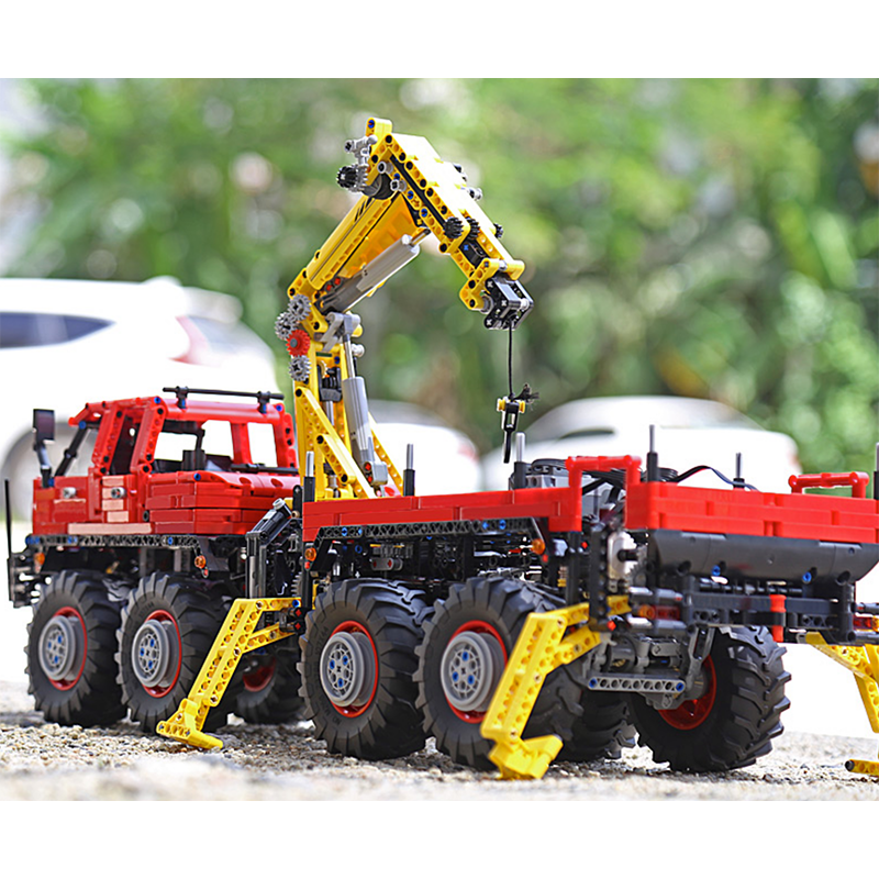 Remote Controlled Logging Truck 3068pcs