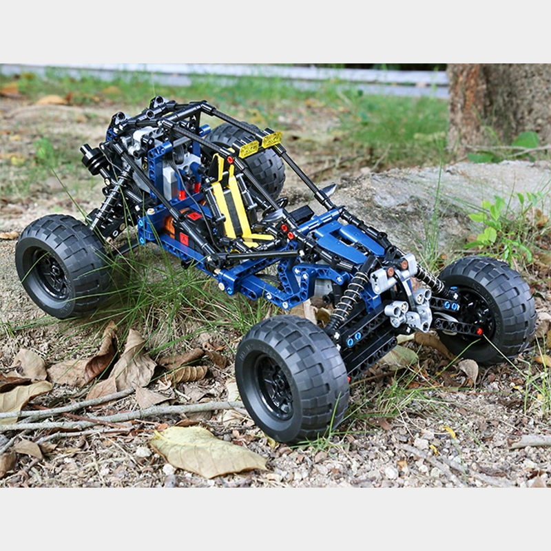 Remote Controlled Off Road Buggy 585pcs