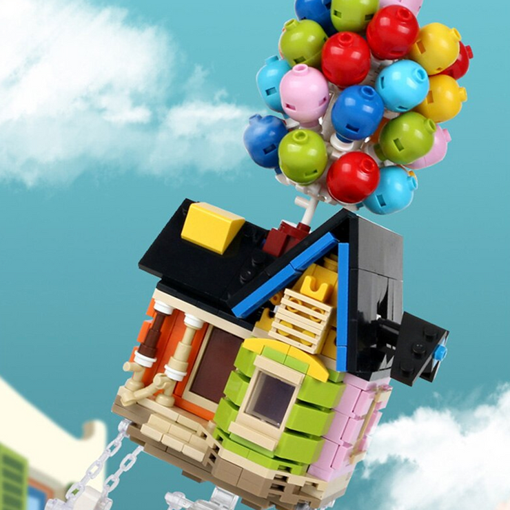 The "Balloon House" 554pcs