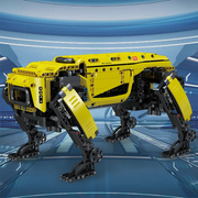 Remote Controlled BlockZone Dynamics Robot Dog 935pcs