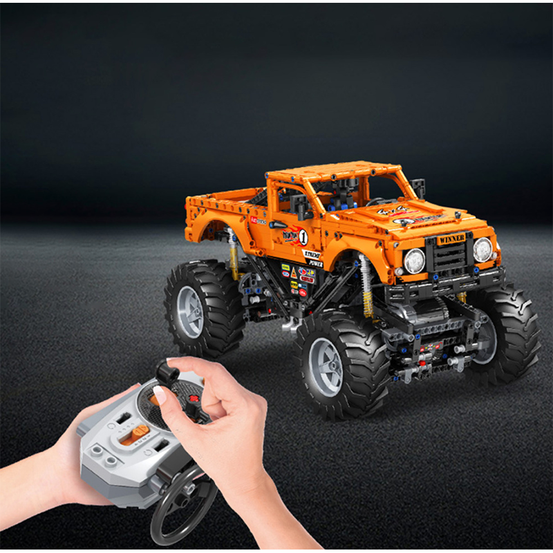 Remote Controlled Monster Truck 1492pcs