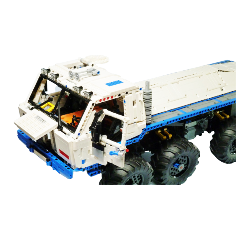 Remote Controlled 8x8 Crawler 3599pcs